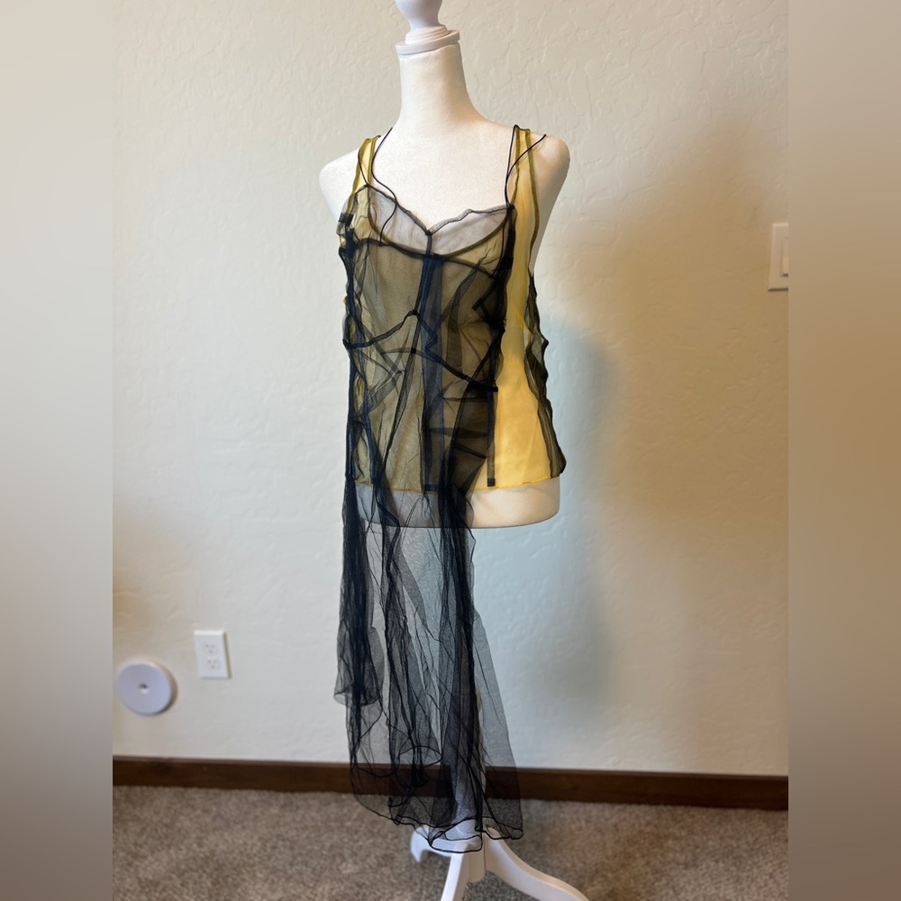 Quetsche Tulle Abstract Designer Sleeveless Top Size Small